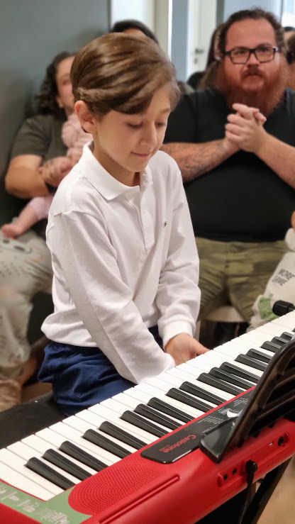 Aulas de Musica para Crianças, Adultos e 3a idade. Escola de Musica em Cotia Granja Vianna