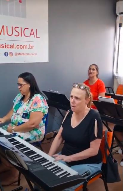 Aulas de Musica para Crianças, Adultos e 3a Idade. 

Aulas de Piano para Crianças, Adultos e 3a Idade

Aulas de Teclado para Crianças, Adultos e 3a Idade

Aula de Órgão Eletronico para Crianças, Adultos e 3a Idade